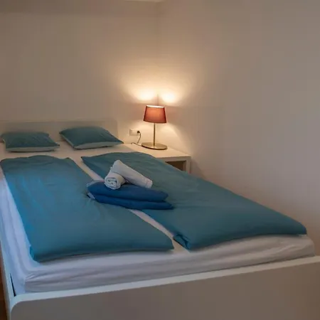 Center For 6 Persons! Апартаменты *